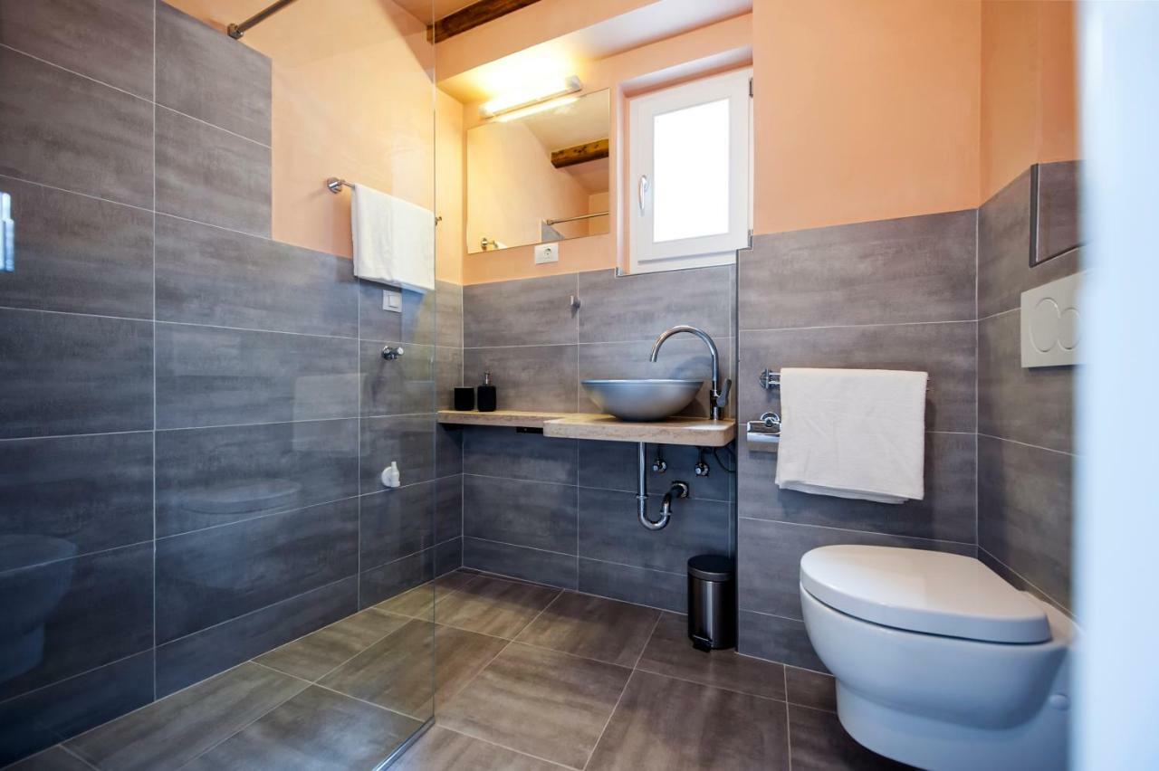 Apartment And Studio Ca' 3 Vie Rovinj Exterior foto