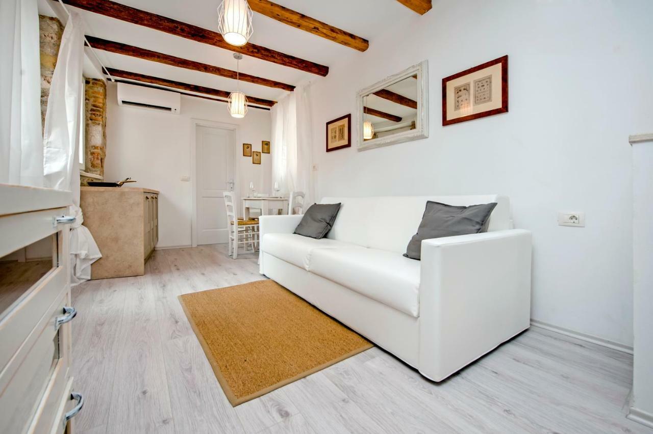 Apartment And Studio Ca' 3 Vie Rovinj Exterior foto