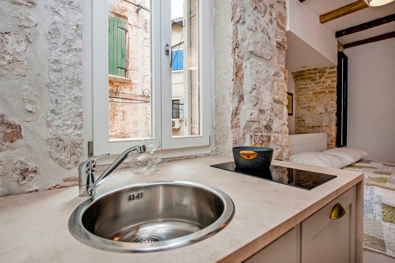 Apartment And Studio Ca' 3 Vie Rovinj Exterior foto